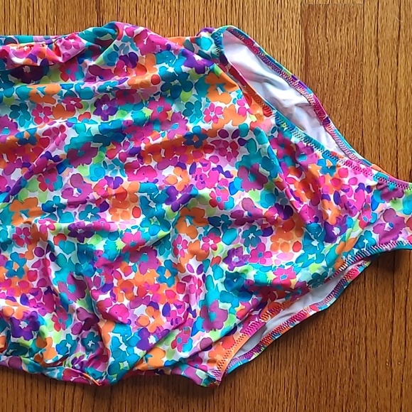 Anita Size 8 Colorful Floral Pattern Strapless Maternity Swimsuit - Picture 4 of 14